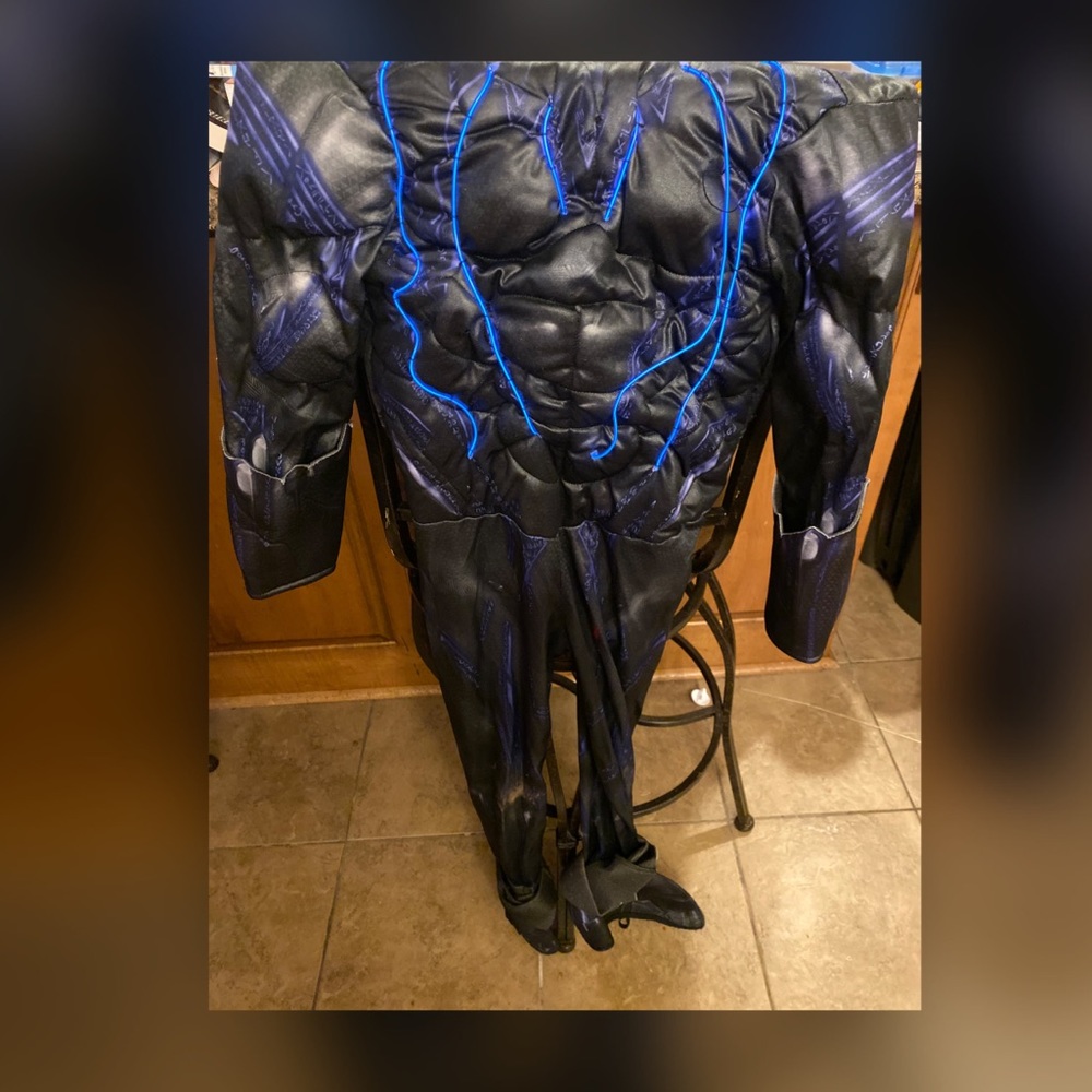Boys Black Panther costume with lights size M